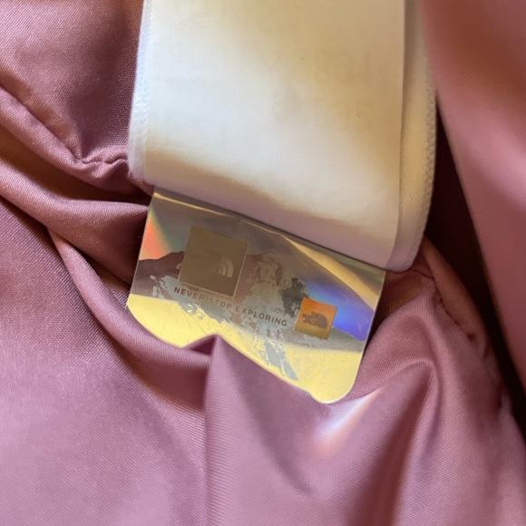 The North Face Women’s Printed Dealio Down Crop Jacket - Picture 9 of 9